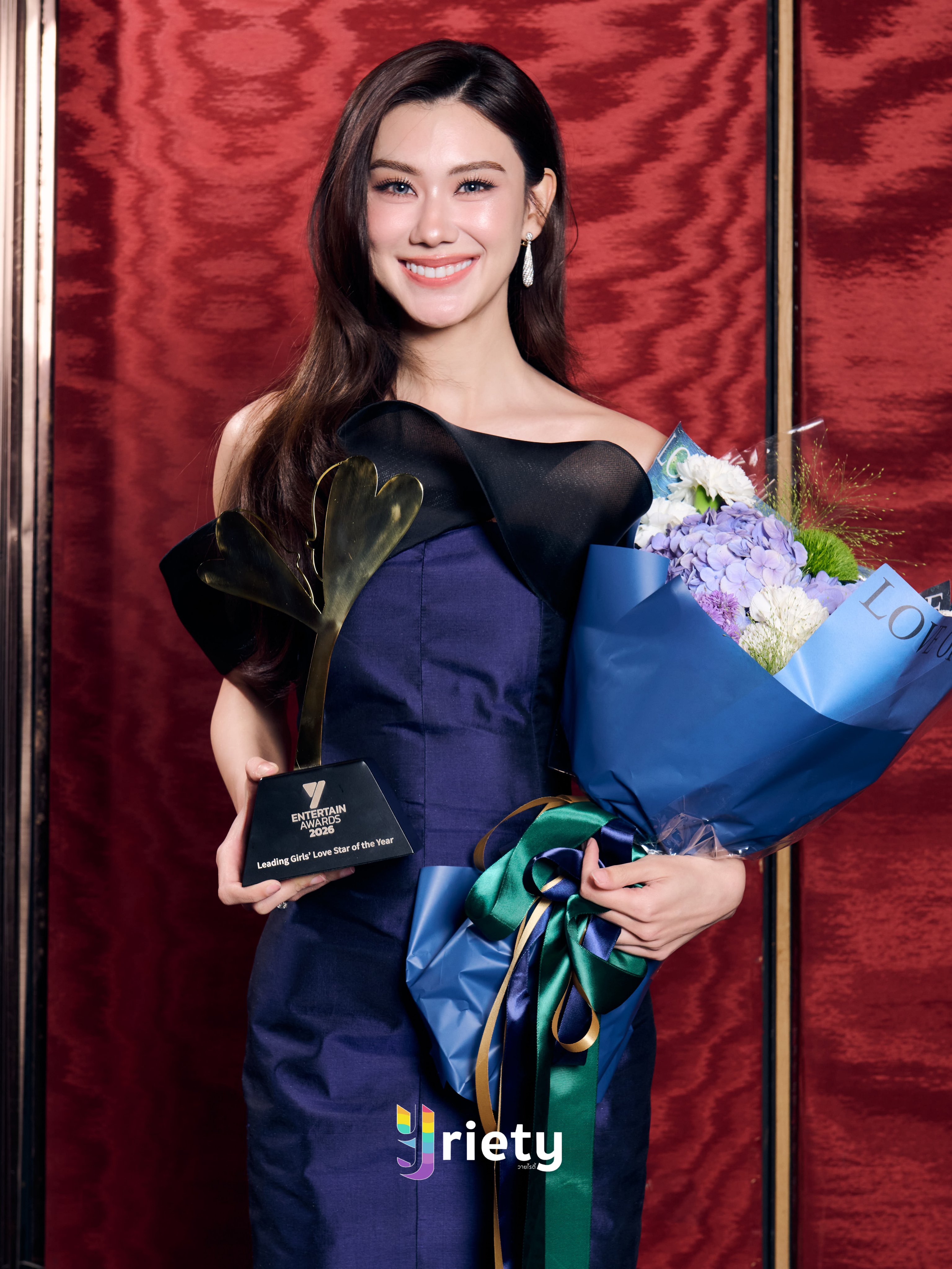  Leading Girls' Love Star of the Year